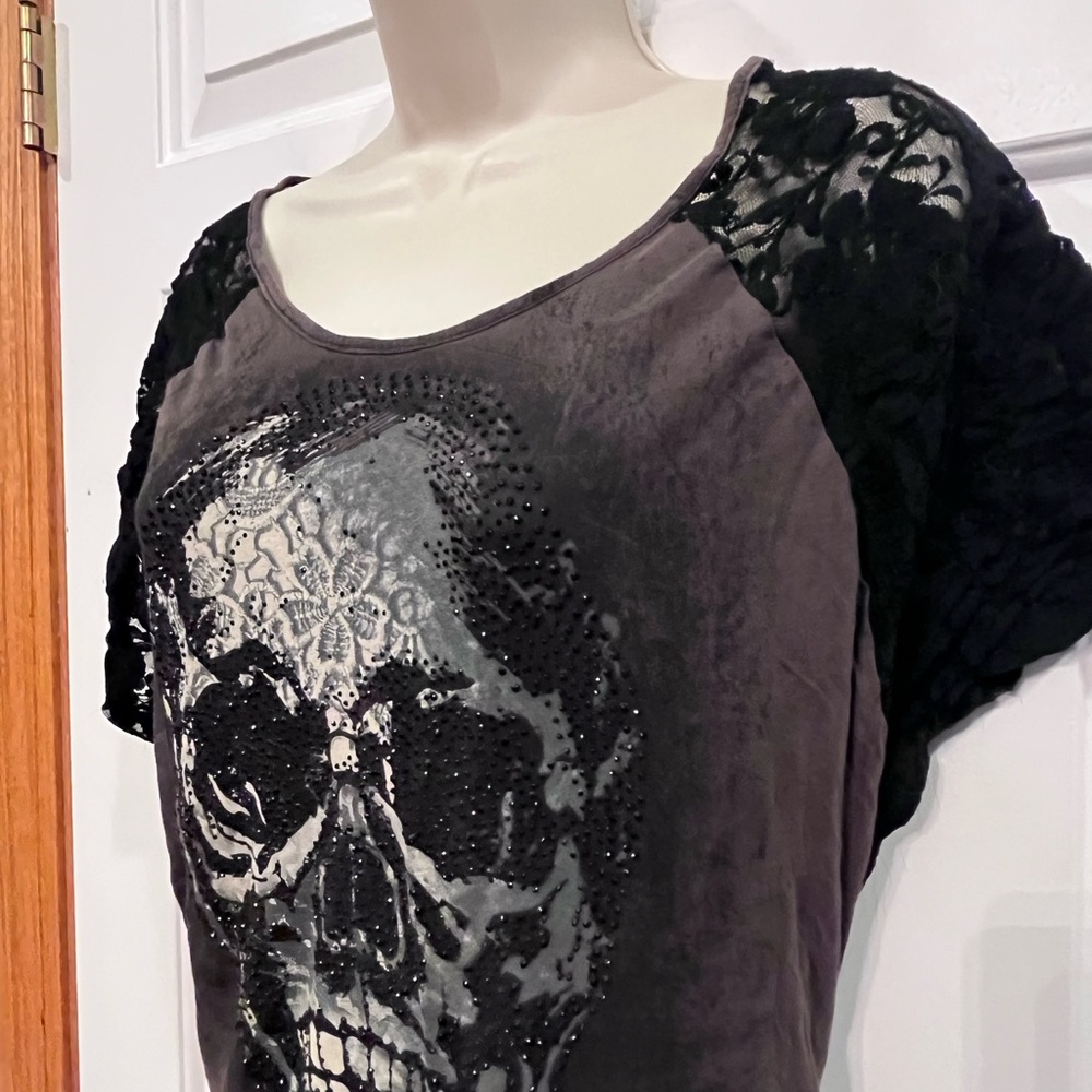 Buckle shirt